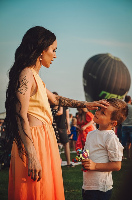 市场反响与 市场反响与