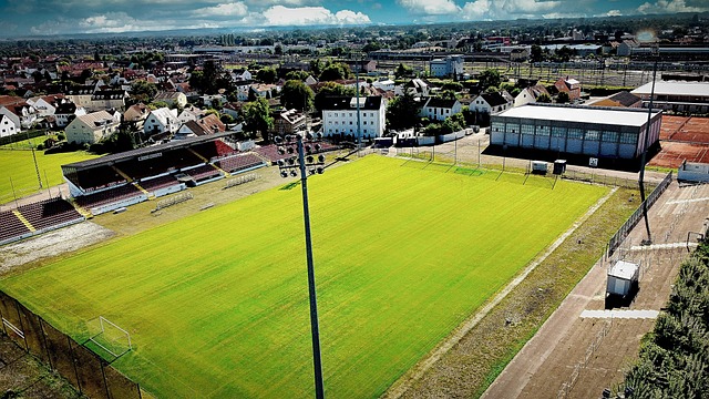 铸就真正属 铸就真正属